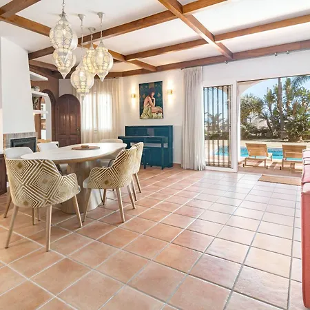 Villa Sunhouse Marbella Estepona